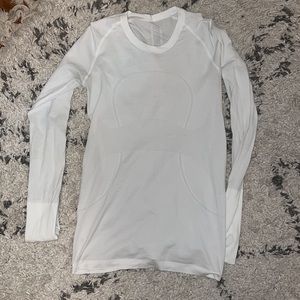 Lululemon Swiftly Tech Long Sleeve Shirt 2.0